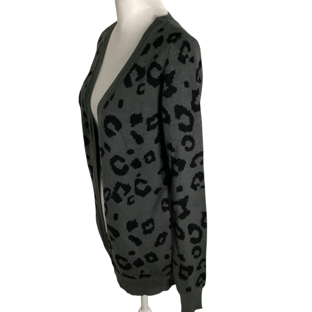 Full Tilt Small Black and Dark Gray Leopard Print Open Knit Cardigan - Picture 2 of 4
